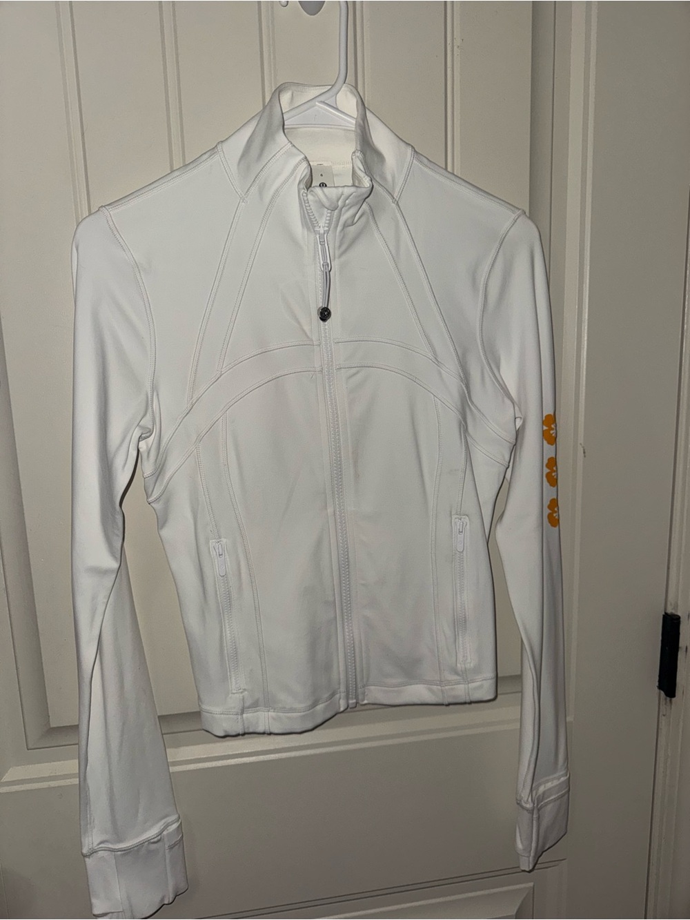 lululemon athletica White Define jacket Hawaii edition. RARE. Size 6